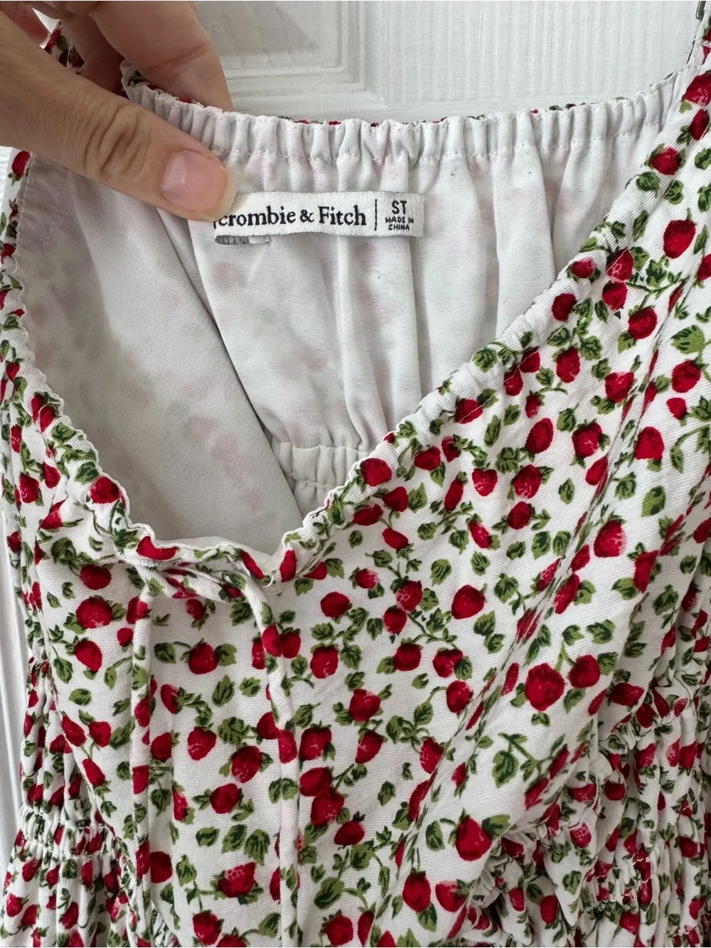 Abercrombie and Fitch Strawberry Front Tie dress